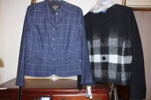 lot 114 image: Womens clothes Still with tags - Pendleton Blue jacket, Black and white sweater size M