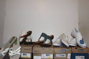 lot 97 image: Womens Shoes size 7 M - Rapallo white sandals, (2) Born leather sandals look like new used, and (2) keds sneakers look like new unused