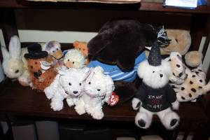 lot 157 image: Fuzzy cuties Lot ty beanie babies and stuffed animals