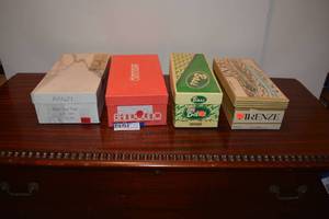 lot 216 image: Womens Shoes - Size 7.5, Sandals, pumps and flats.