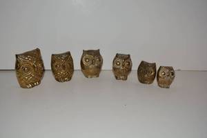 lot 279 image: Small brass owl set
