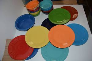 lot 273 image: Fiesta Dishes - appear new. They were wrapped in box. See pictures