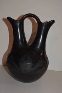 lot 282 image: Wedding Pitcher signed Marie & Julian