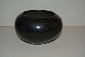 lot 294 image: Pottery Bowl signed Marie