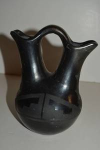 lot 295 image: Wedding Vase tag says from New Mexico