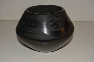 lot 296 image: Pottery Bowl signed Marie