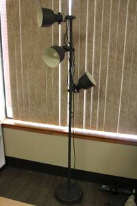 lot 11 image: Industrial style 3-light floor lamp