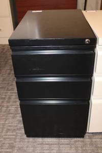 lot 27 image: Black 3-Drawer file cabinet