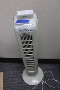 lot 95 image: Tower fan with remote by Hawaiian Breeze
