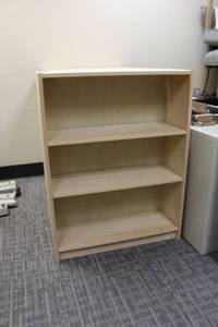 lot 112 image: 3-shelf Bookcase - 31.5W x 11D x 42Tall, see pictures (Same pictures used for similar items)