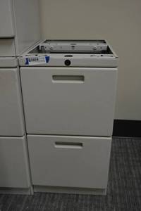 lot 146 image: Knoll under desk file cabinet