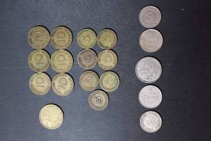 lot 96 image: Coins Foreign currency, see pictures