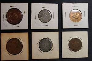 lot 102 image: Coins Foreign currency Mexican Centavos, (3) 5 Centavos 1933, 1944 and 1943, (2) 10 Centavos 1936 and 1937, (1) 20 Centavos 1956 see pictures