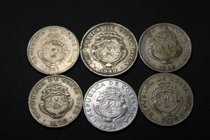 lot 108 image: Coins Foreign currency - Costa Rica, see pictures