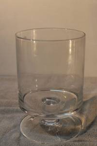 lot 57 image: Crate&Barrel London Hurricane clear vase handmade