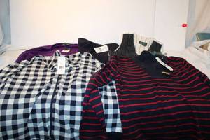 lot 155 image: Womens clothes size M, see pictures  sweaters, vest, pant