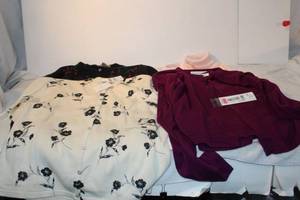 lot 156 image: Womens clothes size S, see pictures  Sweaters - Jones New York, Talbots