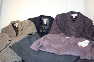 lot 165 image: Womens Clothes size 4-6  Rena Rowan, Pendleton Jackets and skirts