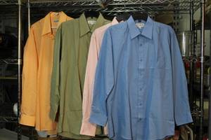 lot 32 image: Mens Clothes dress shirts - blue 1632-33, pink 1635-37, green 1632-33, orange 1634-35