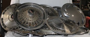 lot 79 image: Ten Various Auto Hubcaps, styles shown in pictures