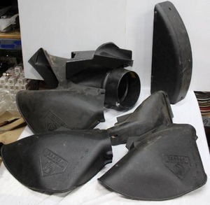 lot 129 image: Five Various Lawn Mower Shoots in types and styles shown