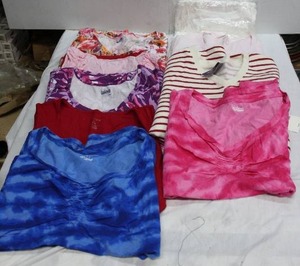 lot 142 image: Womens Clothes Casual tops size LG, see pictures