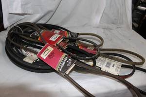 lot 197 image: Auto Parts Belts mixed sizes