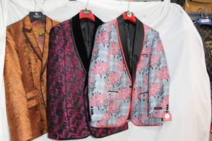 lot 238 image: Mens Clothes Insomnia redblack flower XL, Hot pink jacket, Prestige Brown jacket XL
