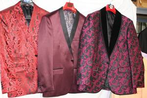lot 240 image: Mens Clothes Hot pink and Red jackets - Insomnia M, Vinci M,