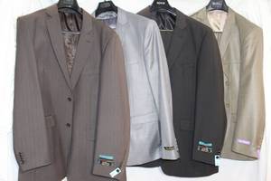 lot 279 image: Mens Clothes (2)Gulliano Couture 46L, (2)Fabio Fabrinni 46R
