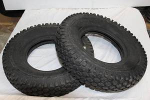 lot 303 image: Tires Carlisle 4.80-8NHS, see pictures