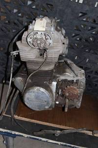 lot 310 image: Honda CL360 motor as shown