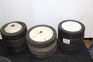 lot 326 image: Wheels as shown