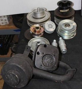 lot 332 image: Pulleys and parts