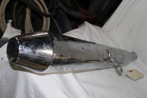 lot 334 image: Triumph T100 Bonneville exhaust muffler (per sign)