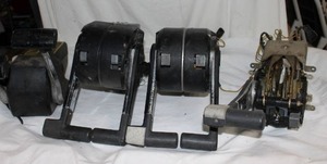 lot 344 image: Boat parts - throttle controls and more, see pictures