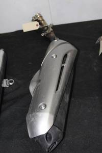 lot 349 image: 08-20 Yamaha WR250R muffler (per tag)