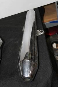 lot 350 image: Triumph Thruxton EFI Carb Left Exhaust muffler (per tag)