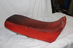 lot 251 image: Red Motorcycle Seat, see pictures