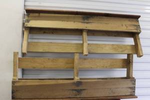 lot 379 image: Cut pallet shelves 15x39