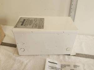 lot 66 image: Holophane Remote Ballast - Model #RBIC10MHMT - High Intensity discharge Lamp - 1000 watts metal halidemercury - new old stock - retail $200
