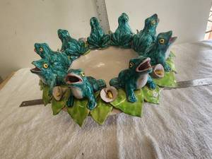 lot 69 image: Large hand crafted ceramic clay flowers and frogs dish, planter, bowl - Made in Italy
