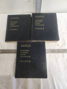 lot 138 image: Vintage Scotts Standard Postage Stamp Catalogue - 1976 Volumes 1, 2, and 3