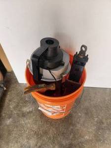 lot 186 image: Bucket of miscellaneous tools