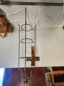 lot 223 image: Tall plant stand