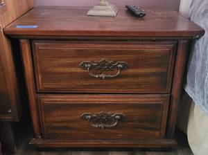 lot 8 image: (2) NIGHT STANDS IN STYLEDESIGNCOLOR SHOWN. APROX. 26 X 22 X 16 EACH. (SOLD 2 X THE MONEY)