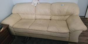 lot 23 image: LEATHER SOFA IN STYLECOLOR SHOWN. APPROX. 81 X 33 X 33
