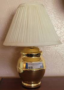lot 37 image: TABLE LAMP WITH SHADE IN STYLE SHOWN. APPROX. 15 X 11