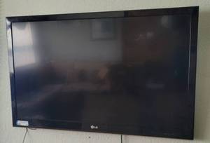 lot 72 image: LG 42 PLASMA TV AS SHOWN.