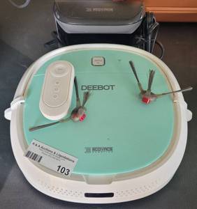 lot 103 image: ECOVACS VACUUM CLEANER MODEL DA3G AS SHOWN.